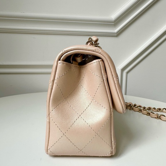—SOLD— 21S Chanel Mini Rectangular beige iridescent - Picture 5 of 12